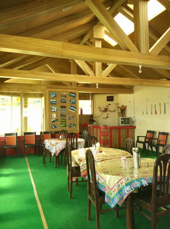Auli Resort Joshīmath Extérieur photo