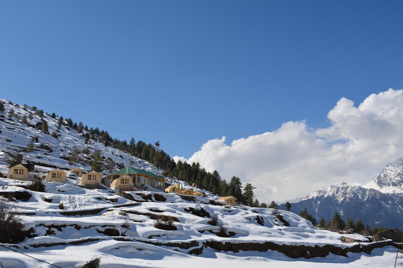 Auli Resort Joshīmath Extérieur photo