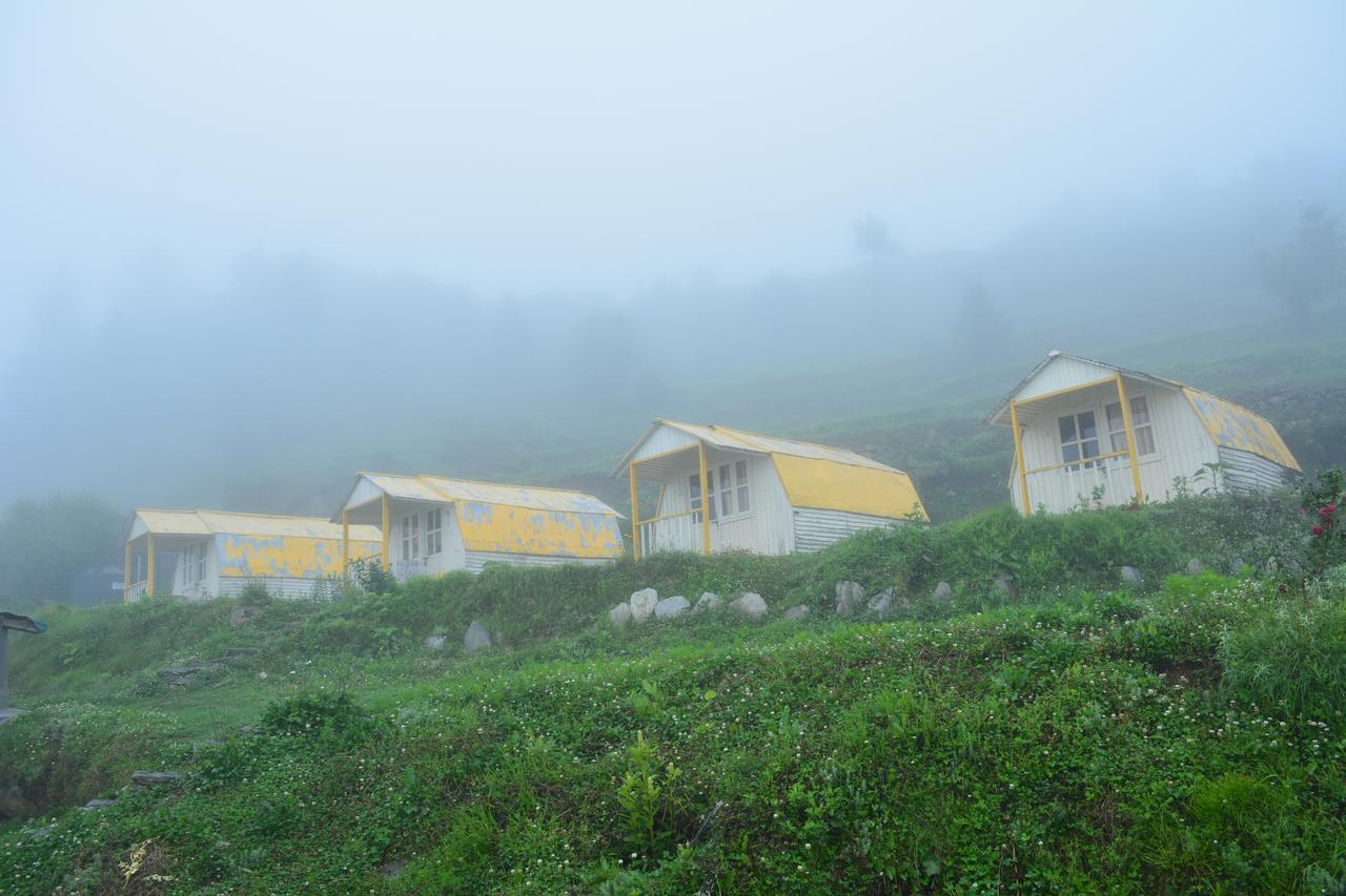Auli Resort Joshīmath Extérieur photo